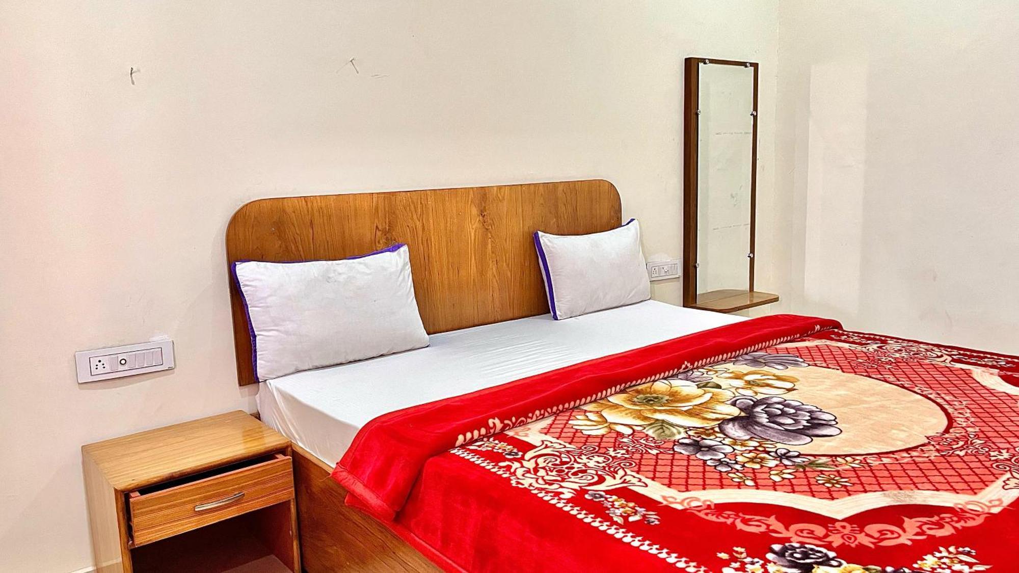 Aditya Palace Orchha Eksteriør bilde