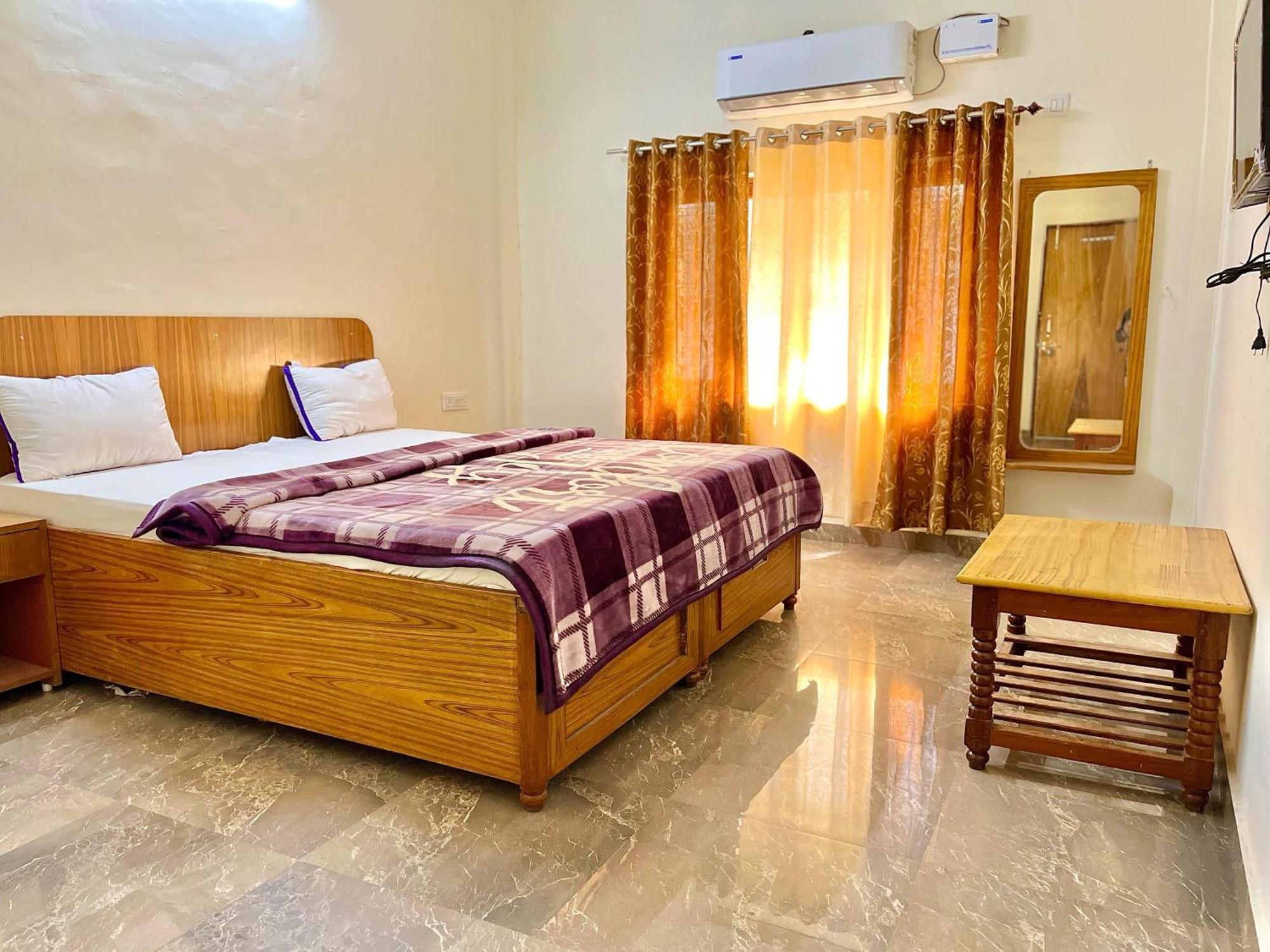 Aditya Palace Orchha Eksteriør bilde