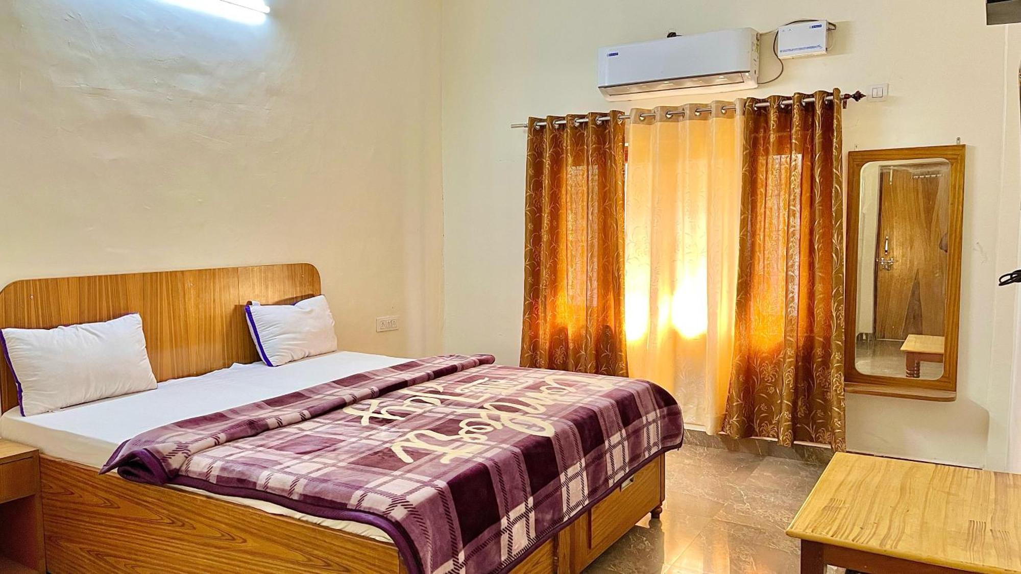 Aditya Palace Orchha Eksteriør bilde