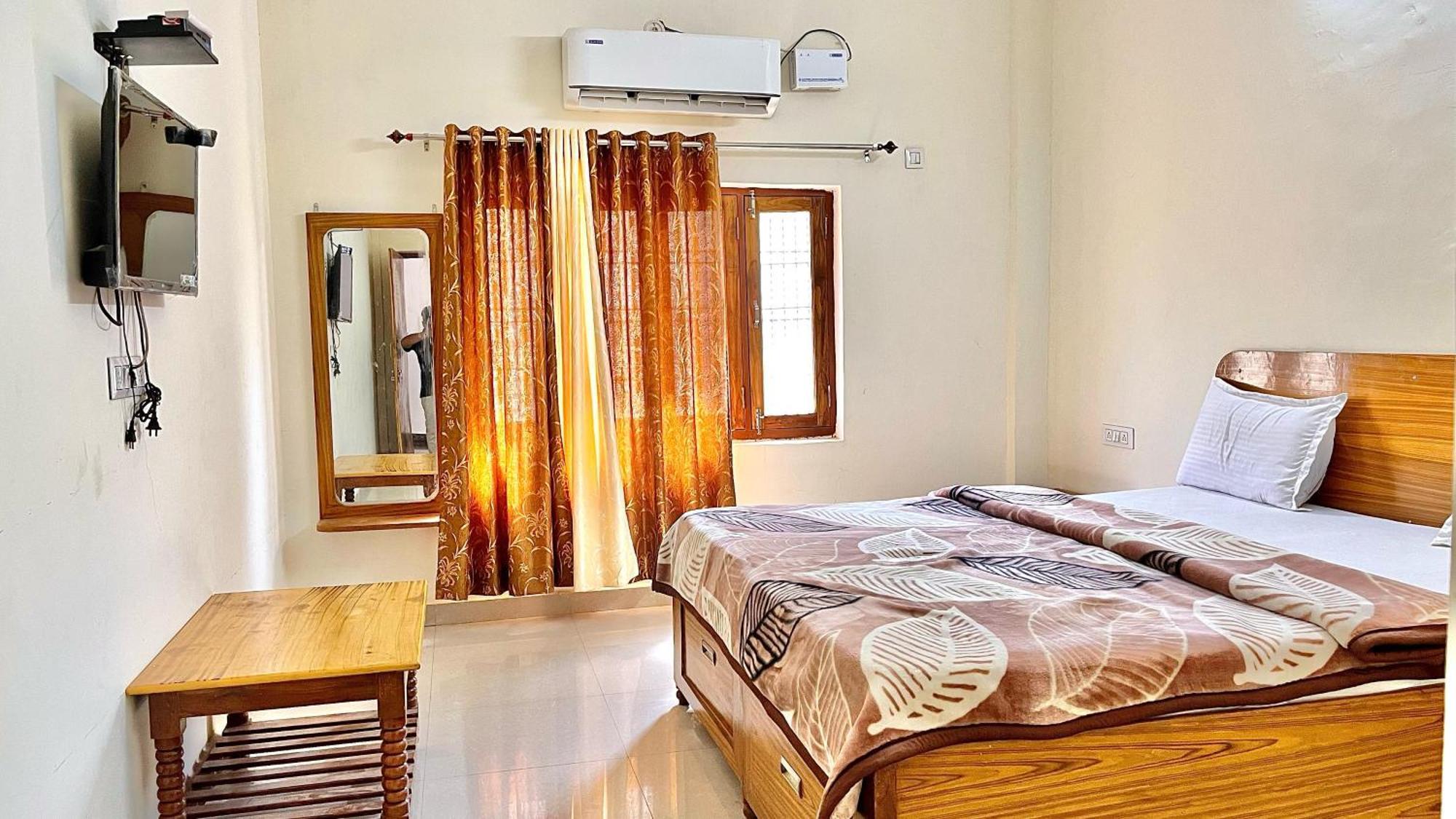 Aditya Palace Orchha Eksteriør bilde