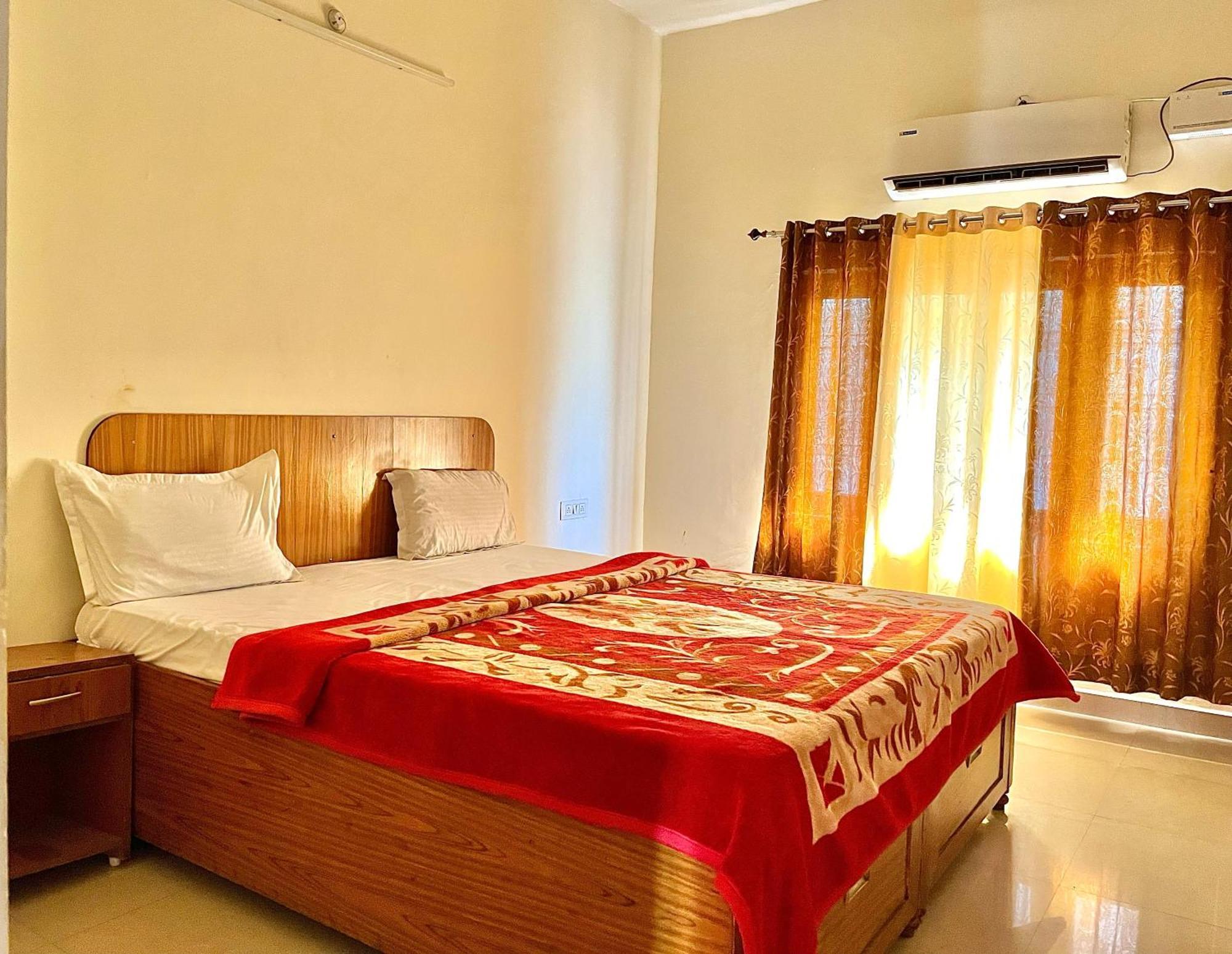 Aditya Palace Orchha Eksteriør bilde
