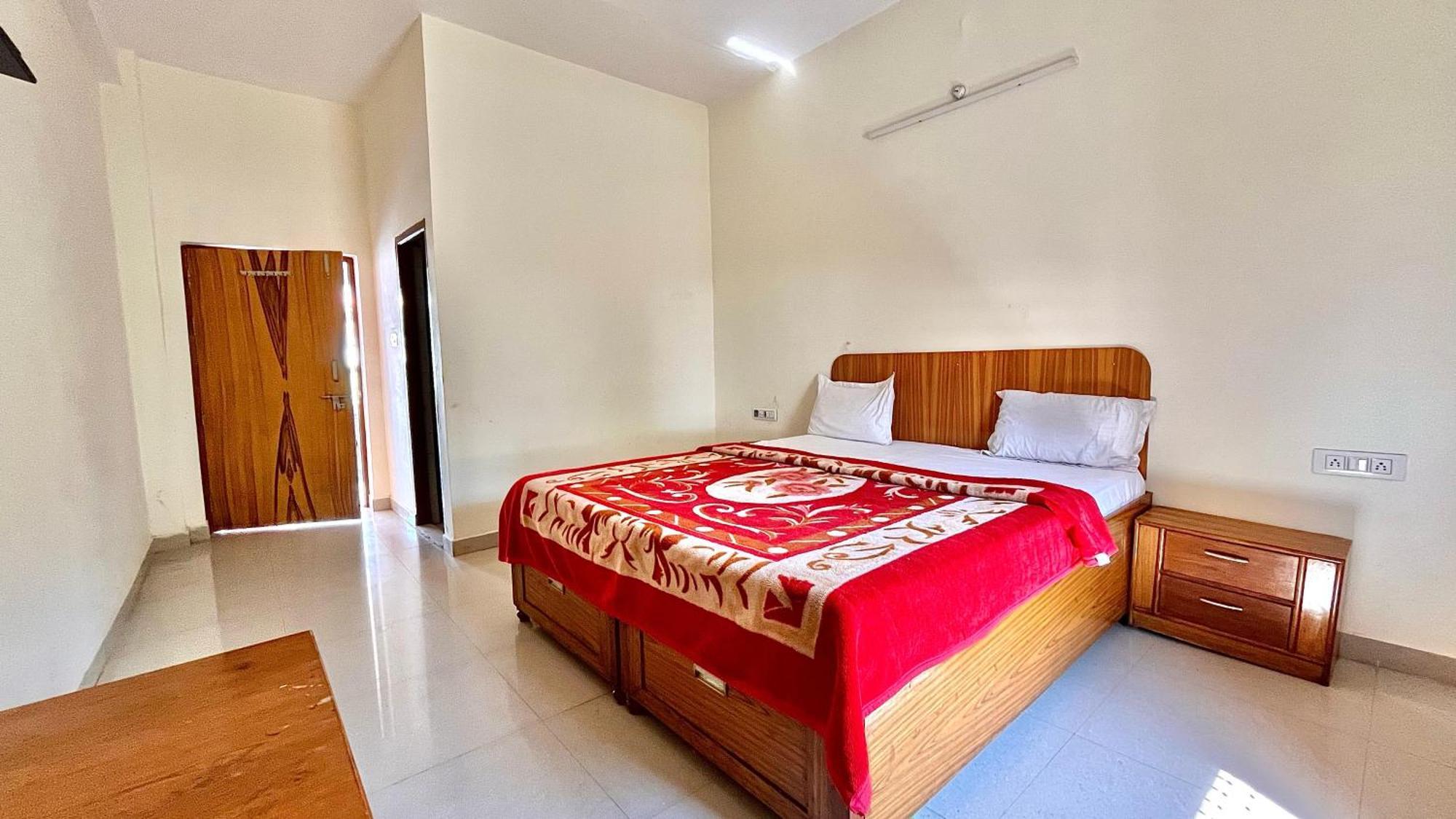 Aditya Palace Orchha Eksteriør bilde